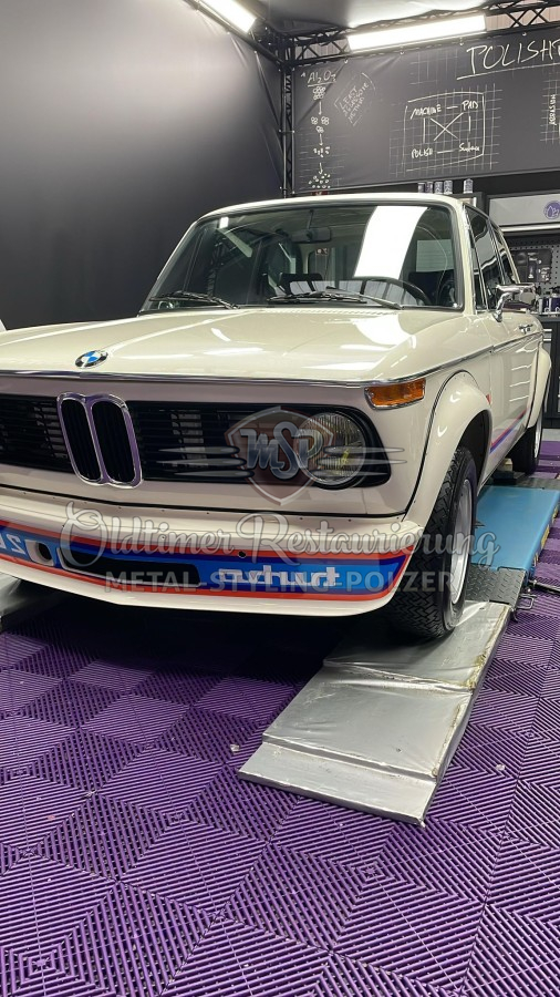 BMW 2002 Turbo 37