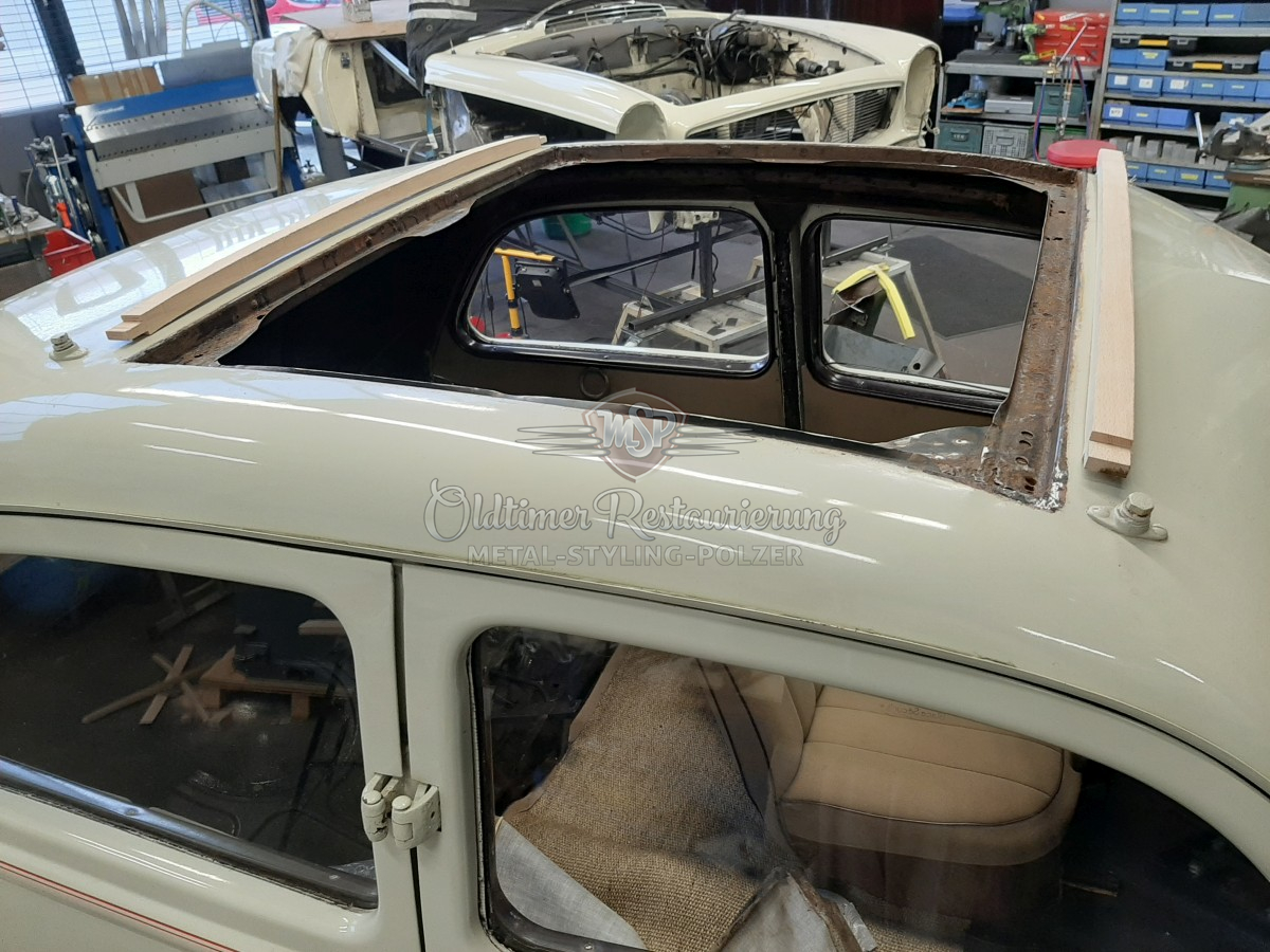 Peugeot 302 04