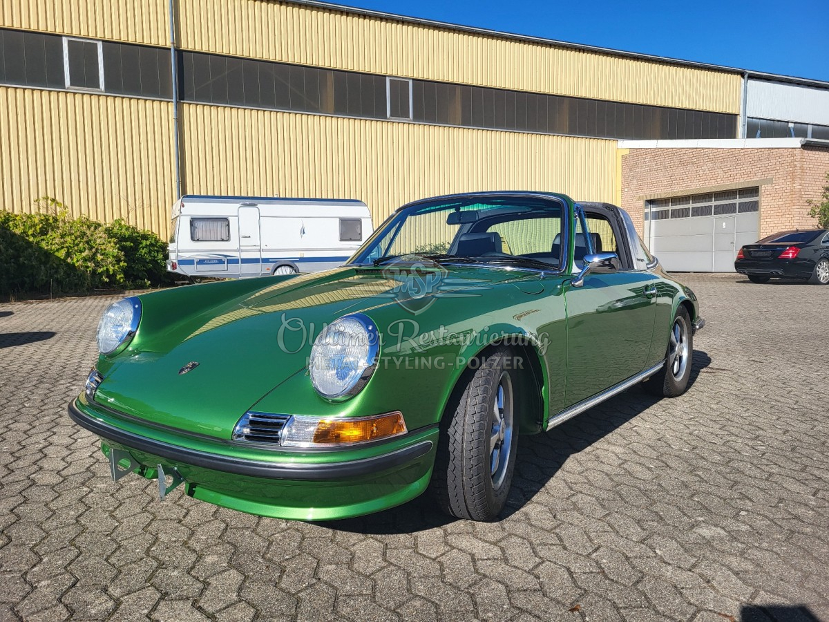 Porsche 911 Targa 01
